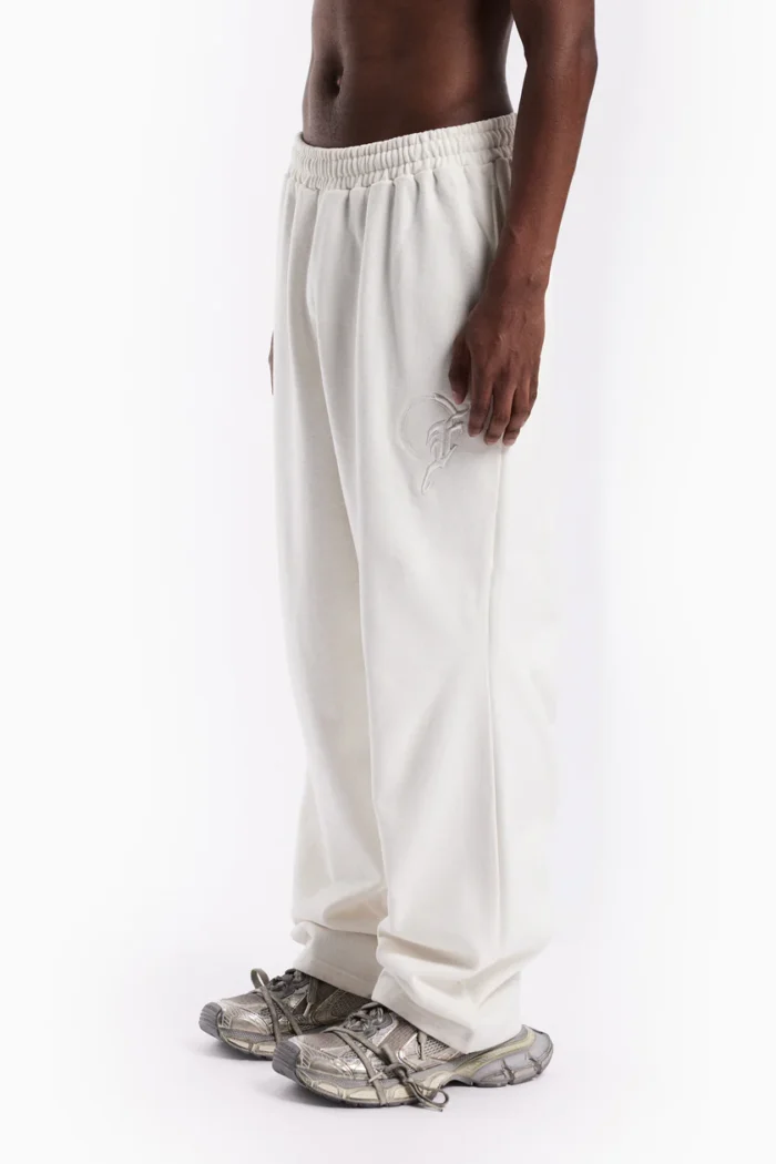 Favela Dart Joggers Vanille (5)